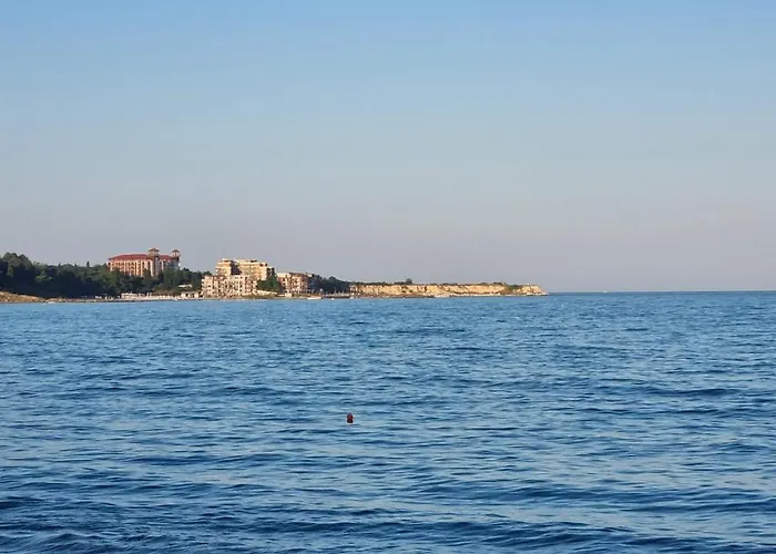 Oasis Deluxe By The Sea Daire Ravda