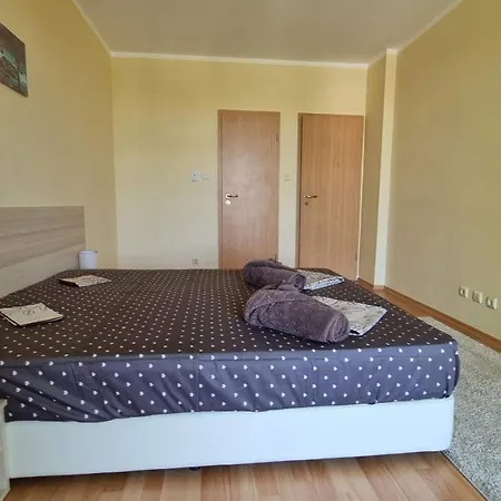 Oasis Deluxe By The Sea رافدا