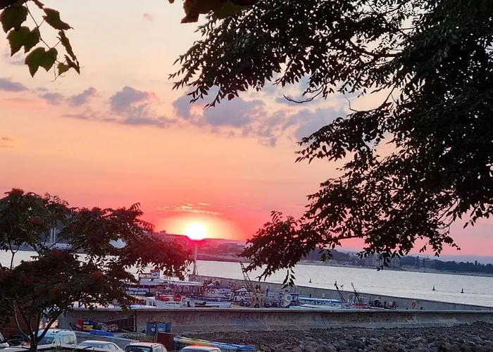 Oasis Deluxe By The Sea Apartmán Ravda